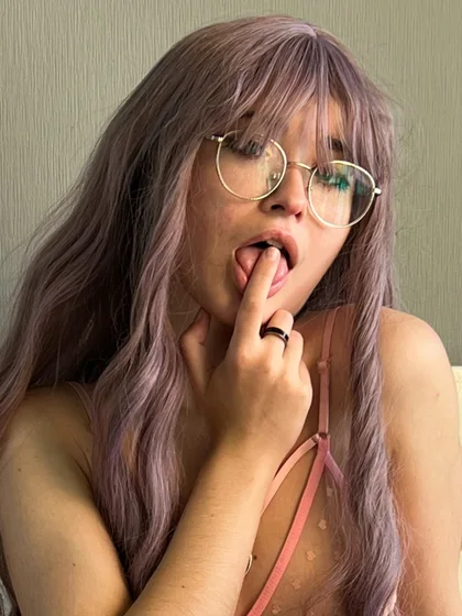 Adel_Blossom