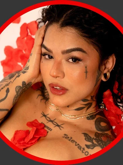 Allegra Nass