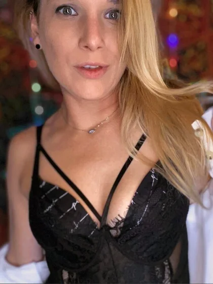 ALLIE 🌺😺💦 NEW VIDEO