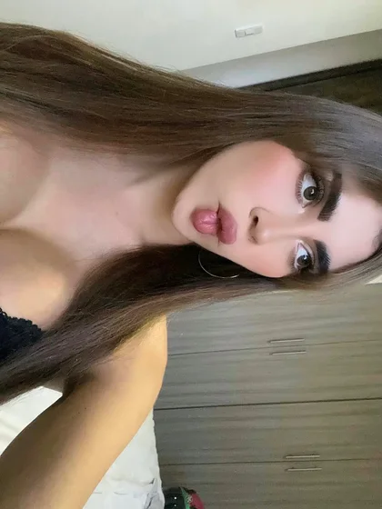 Angela vv