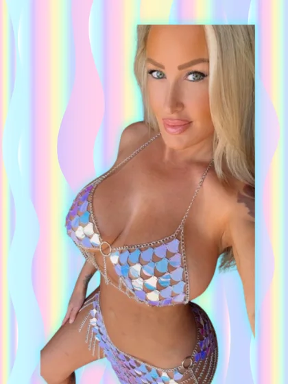 Jessica Barton😈🎂BIRTHDAY GIRL