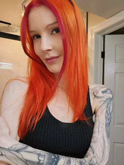 Ruby Soho ๐จ๐ฆ Busty Nerd